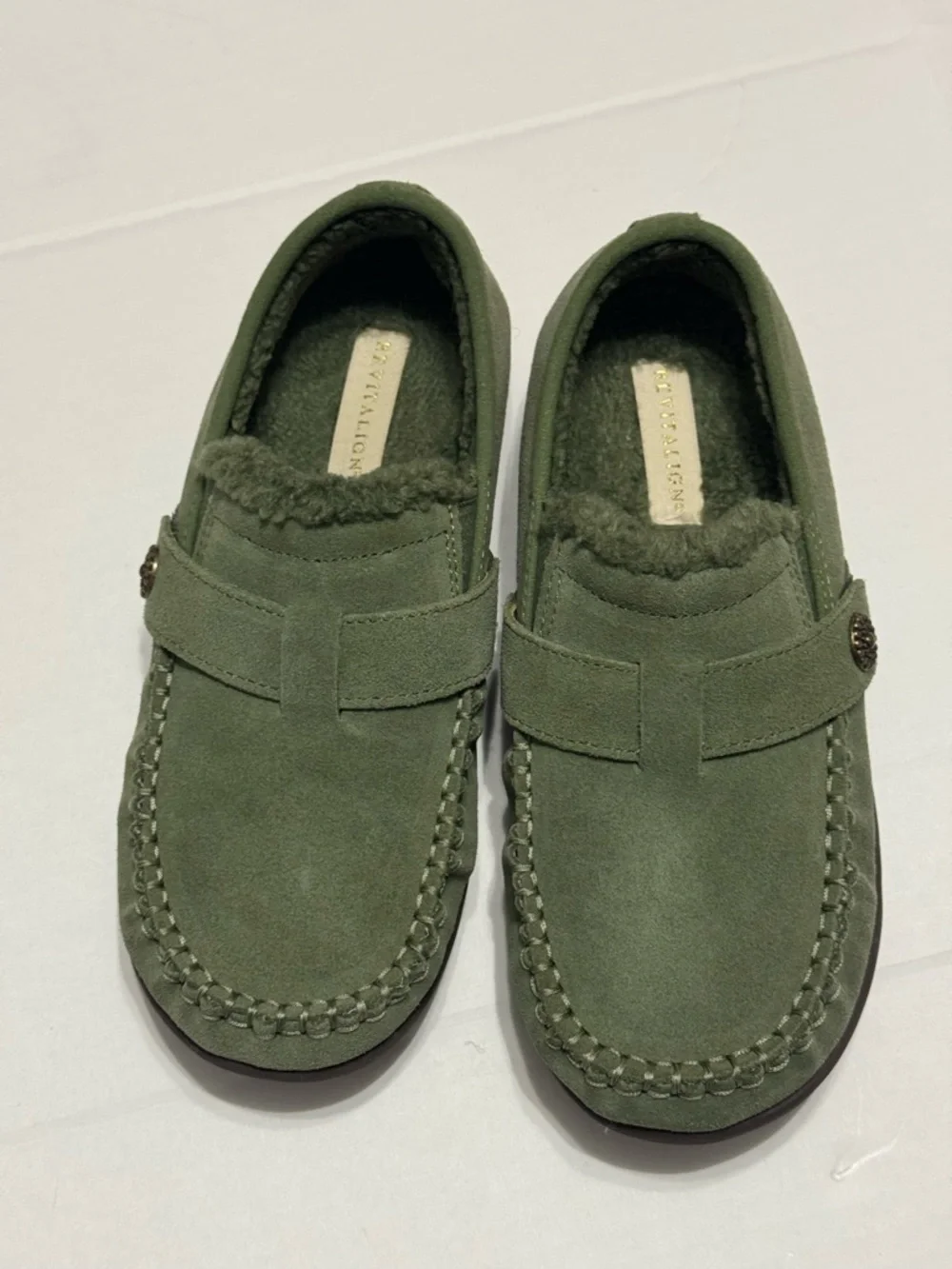 Revitalign Siesta Orthotic
Moccasin Suede Slippers Olive
Green Women’s Size 7.5 - Picture 2 of 6